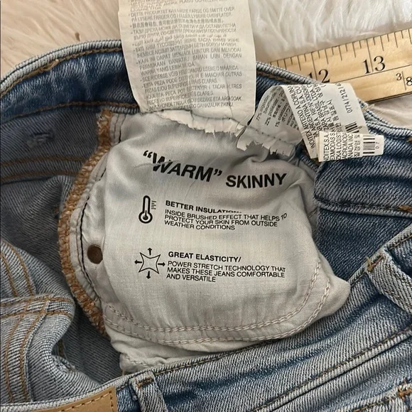 Women's Blue Jeans - Picture 9 of 9